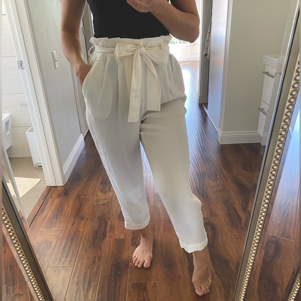 Casual dress pants. Ivory. Size S.